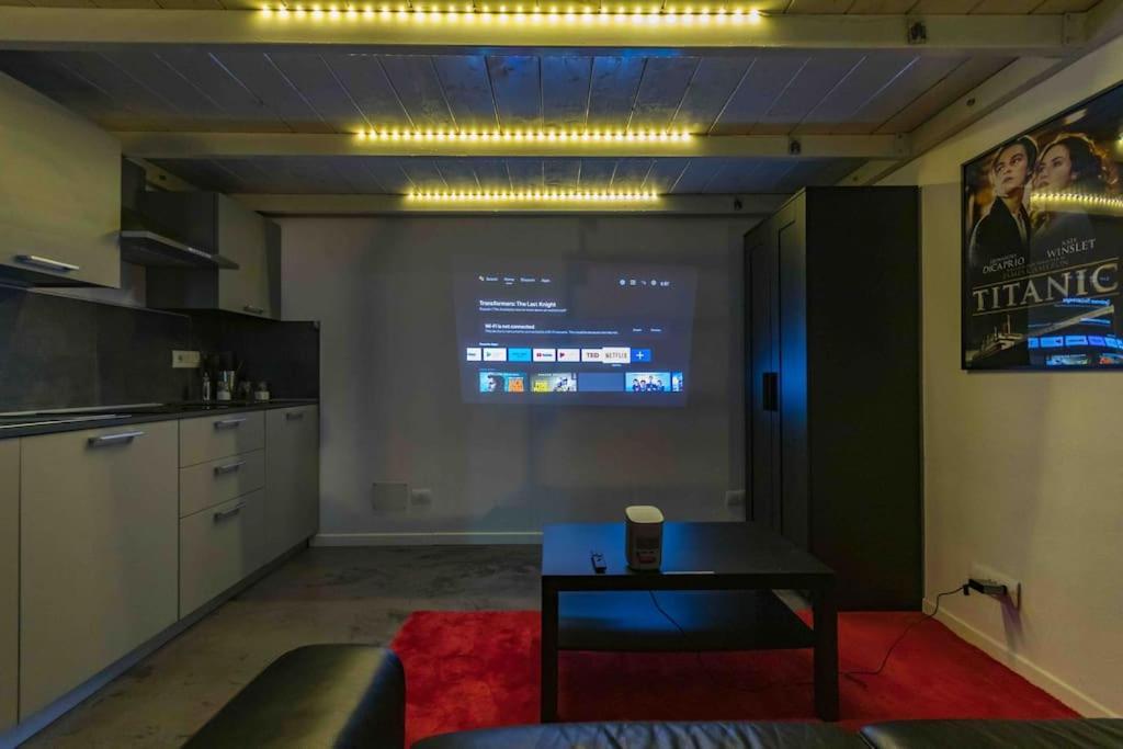 Hollywood Housein The Heart Of Turin Appartement Buitenkant foto